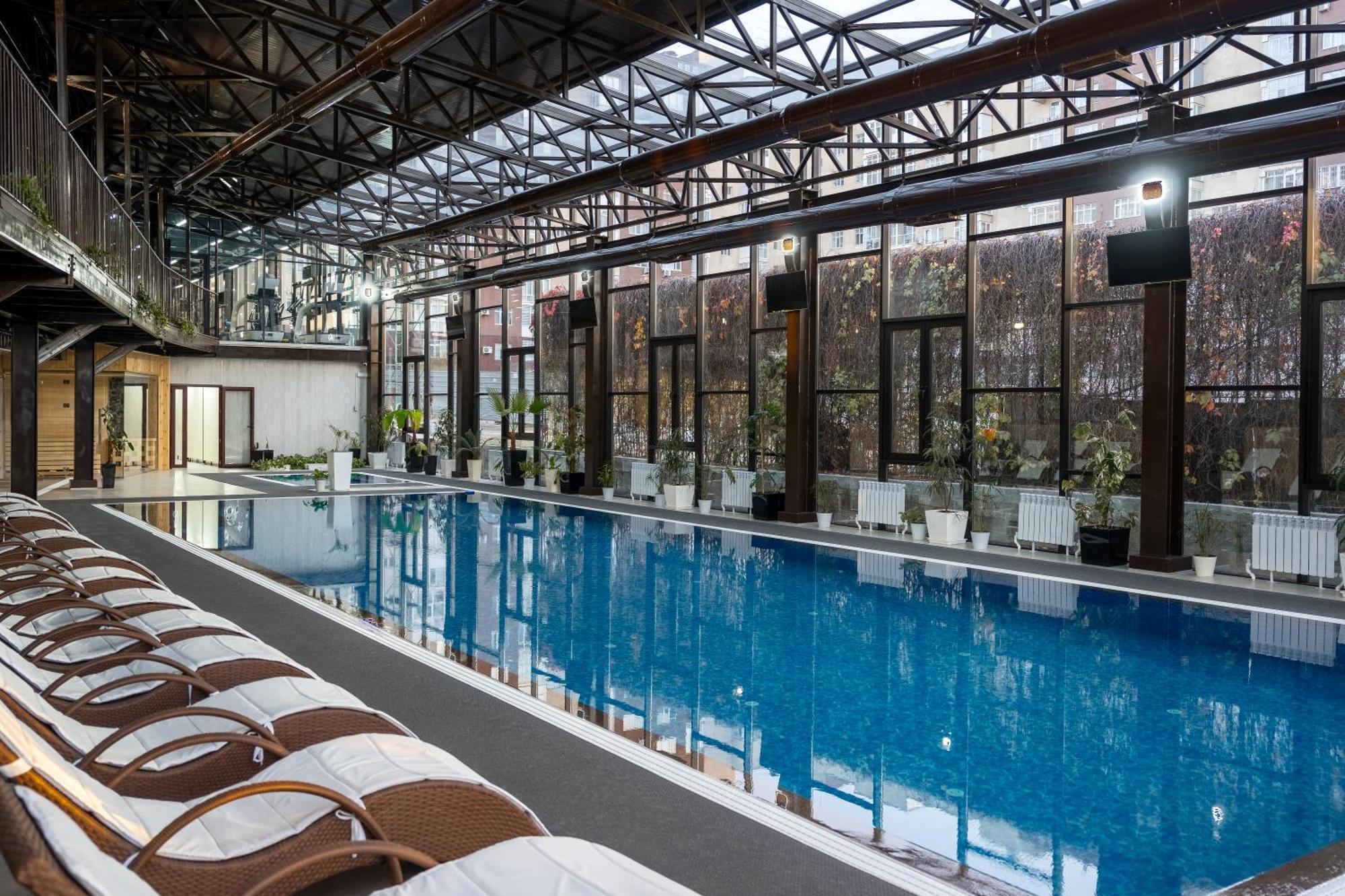 Jannat Regency Hotel Biskek Kültér fotó