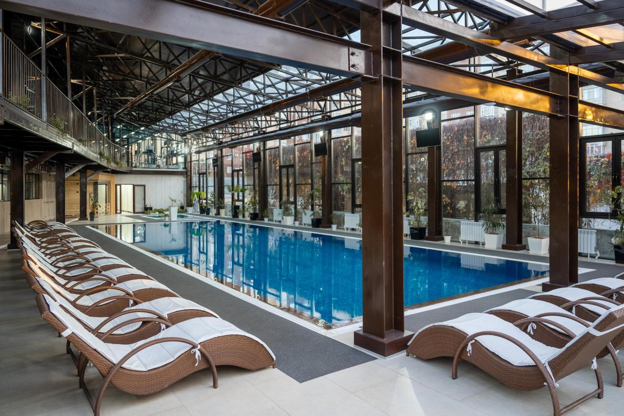 Jannat Regency Hotel Biskek Kültér fotó