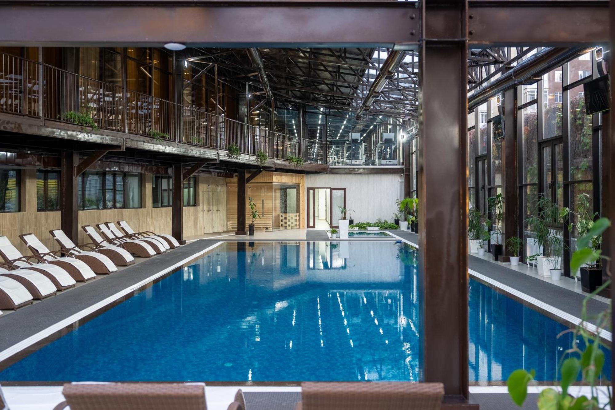 Jannat Regency Hotel Biskek Kültér fotó