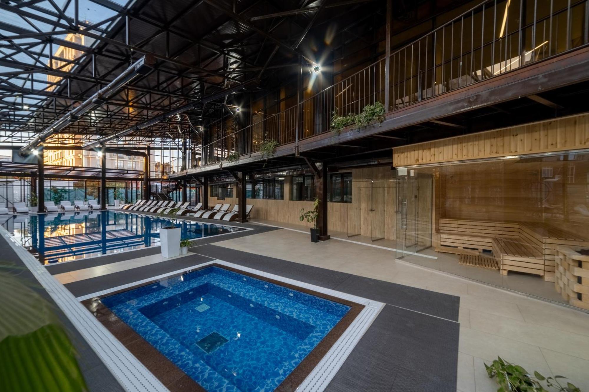 Jannat Regency Hotel Biskek Kültér fotó